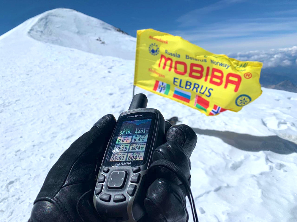 Экспедиция с мобильной баней Мобиба на гору Эльбрус