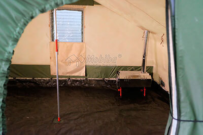 Центральная подпорка, значительно увеличивающая снеговую сопротивляемость палатки. Армейская палатка Роснар Р-34